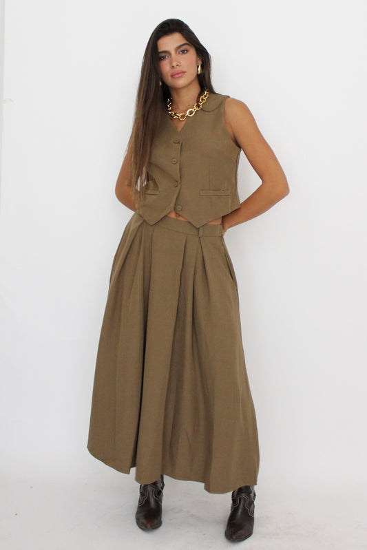 חליפת חצאית מדיבה - בז