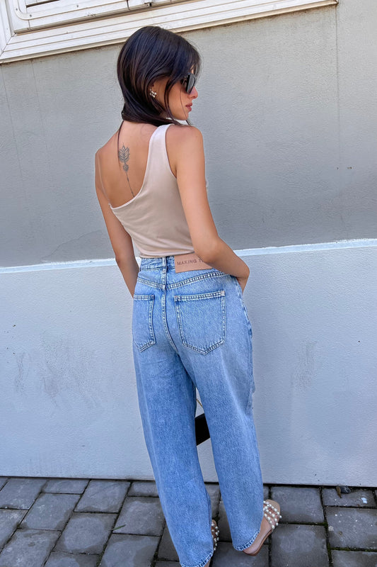 חולצת אסי - בז בהיר