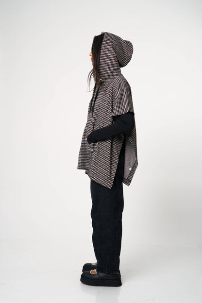 פונצו לאב -שחור