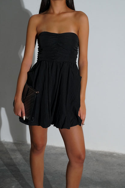 שמלת דפי-שחור