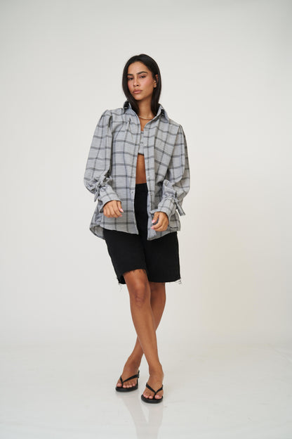 מכופתרת אניטה - בז