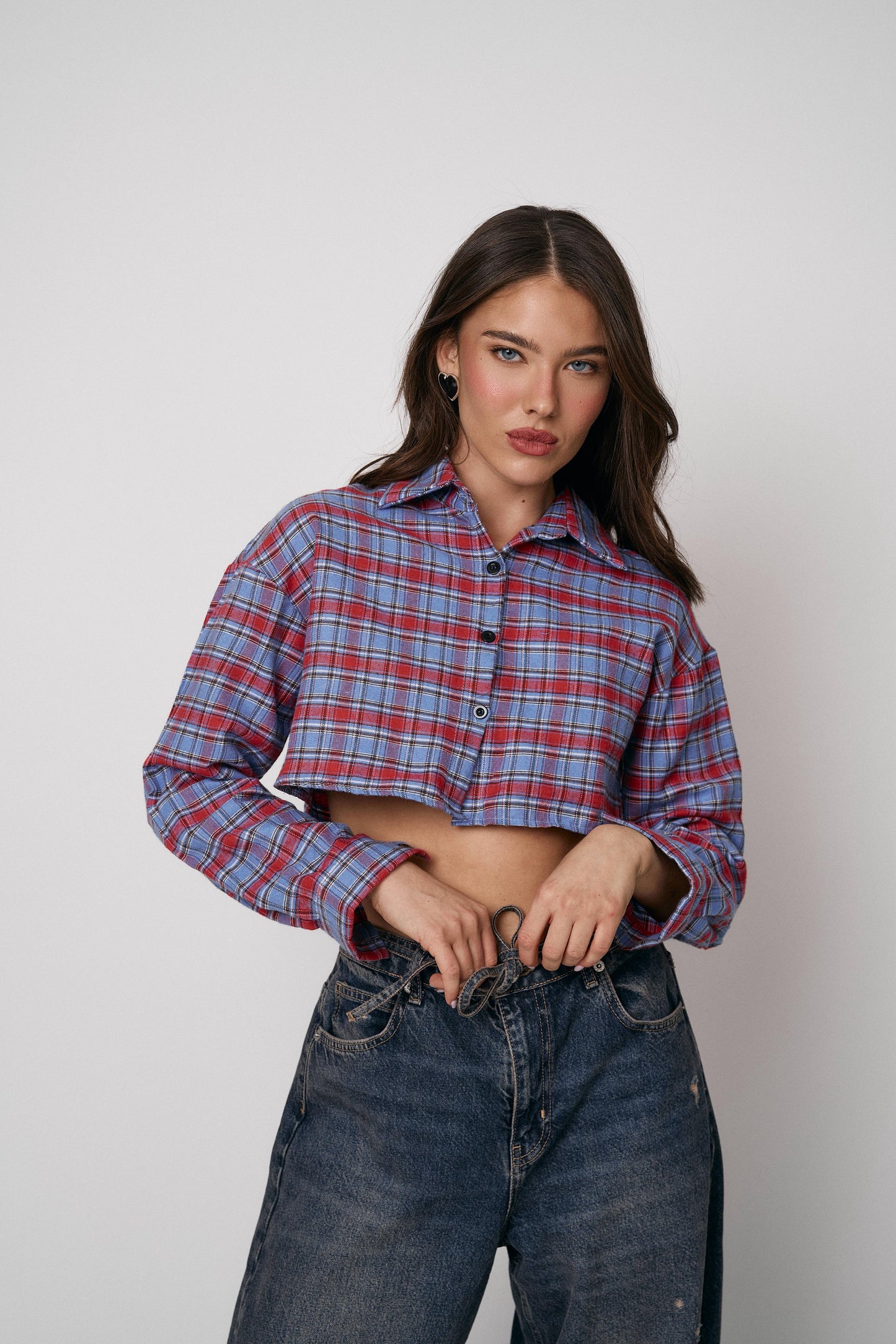 חולצת מוניק  - שחור