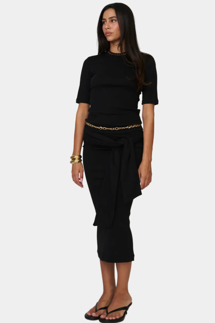 חליפת קטי - שחור