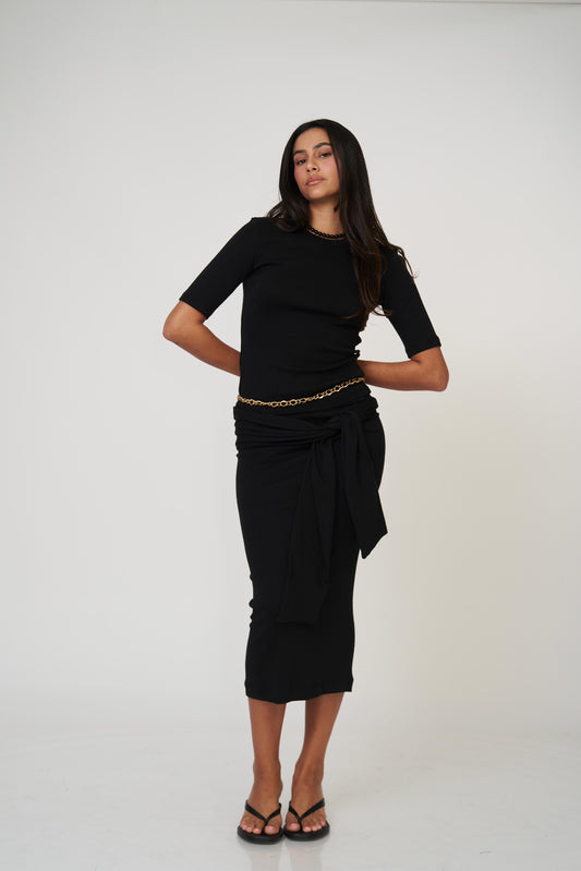 חליפת קטי - שחור