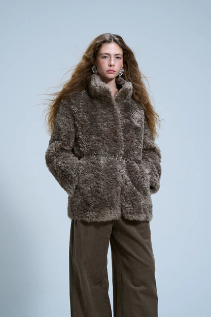 מעיל פרווה לביא שמנת