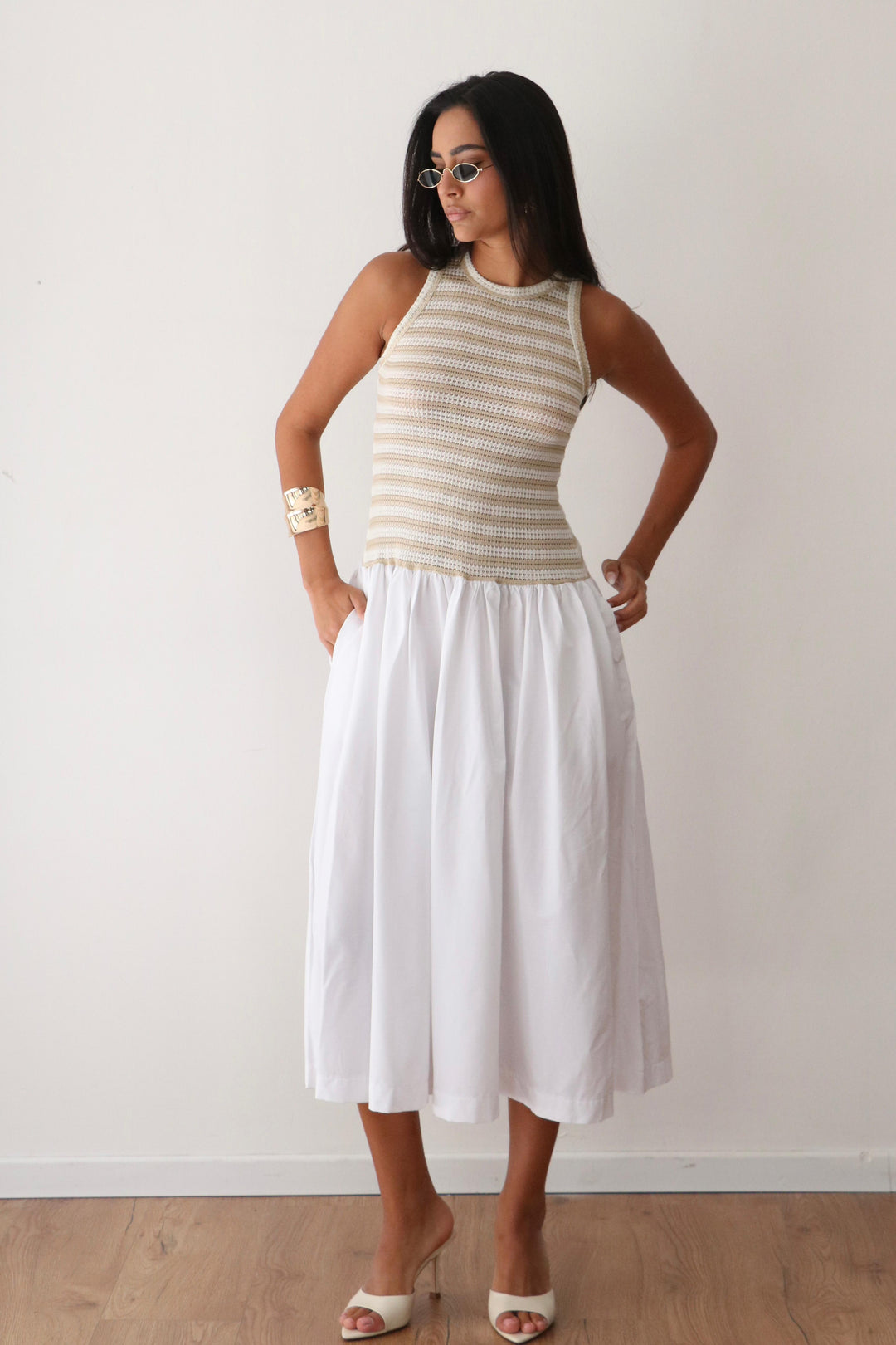 שמלת קריסטלי -פסים שחור