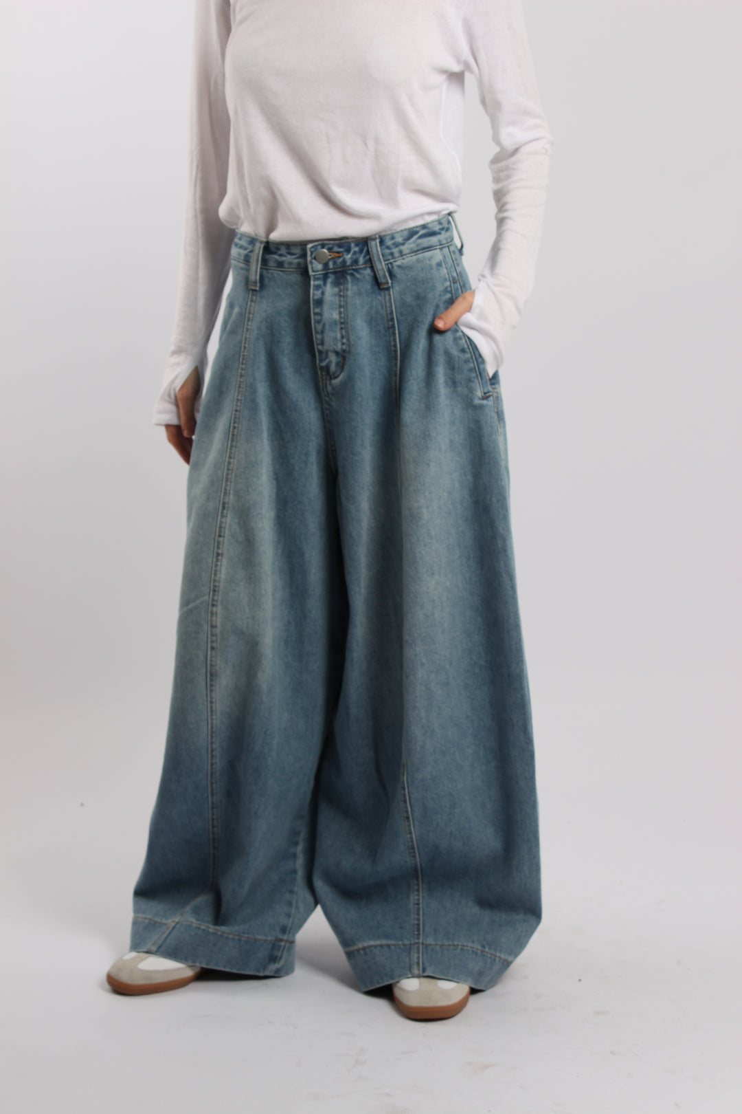 גינס לינדזי