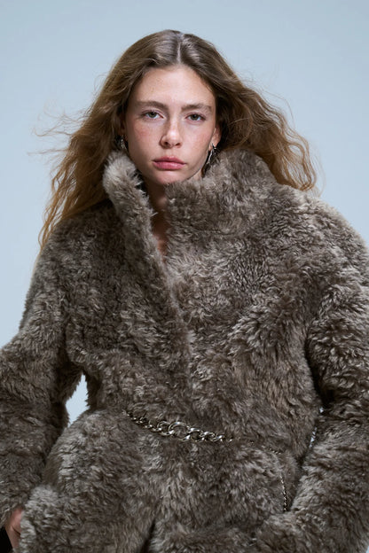 מעיל פרווה לביא שמנת