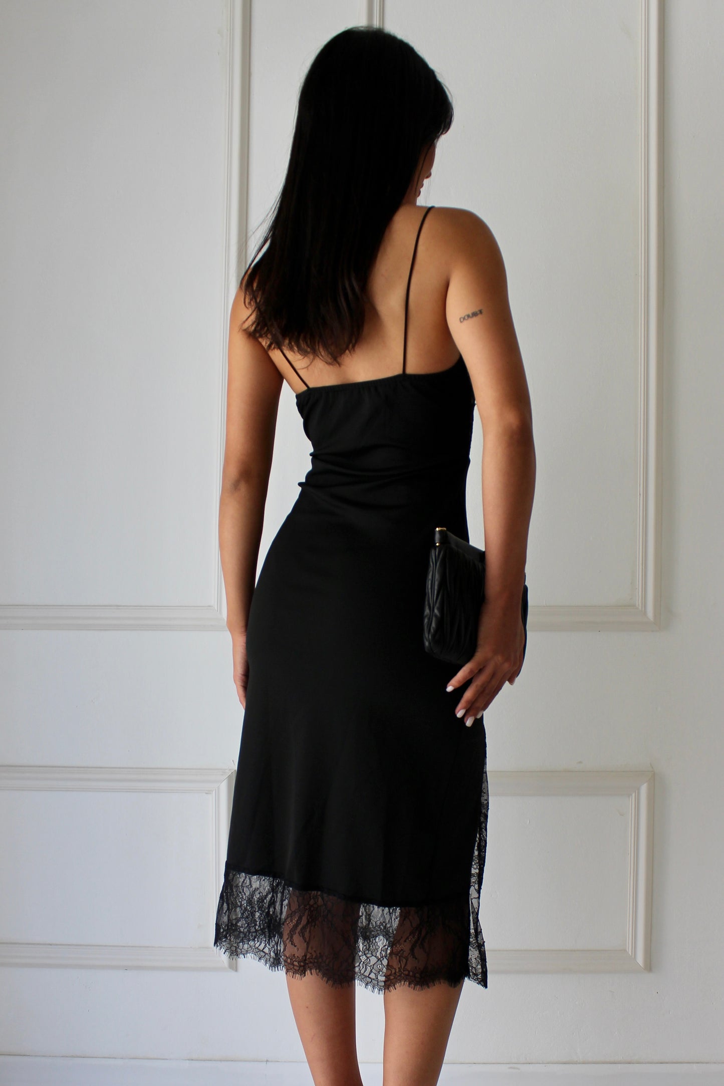 שמלת איבון - שחור