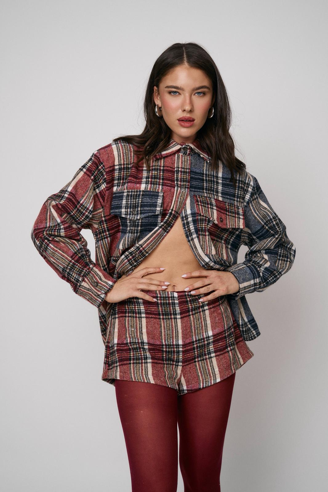 מכנסי שורטס ניל - אדום