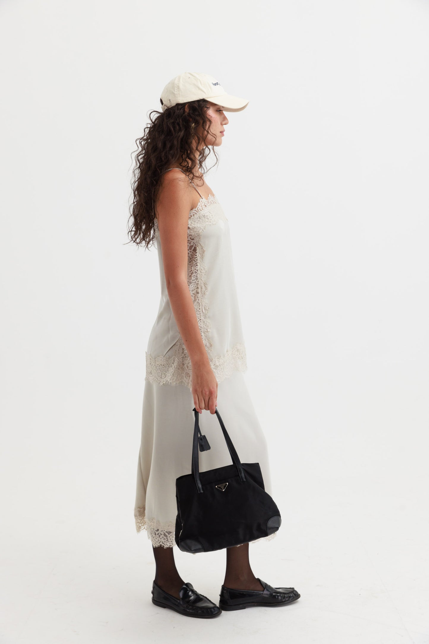 חליפת לנזרי נעמי - שחור