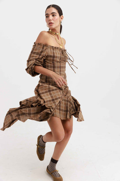 שמלת אדריאנה משבצות - שחור