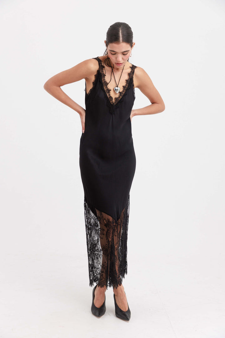 שמלת לנזי - שחור