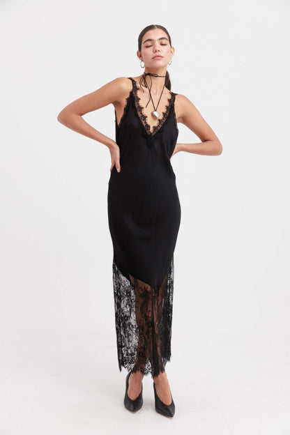 שמלת לנזי - שחור