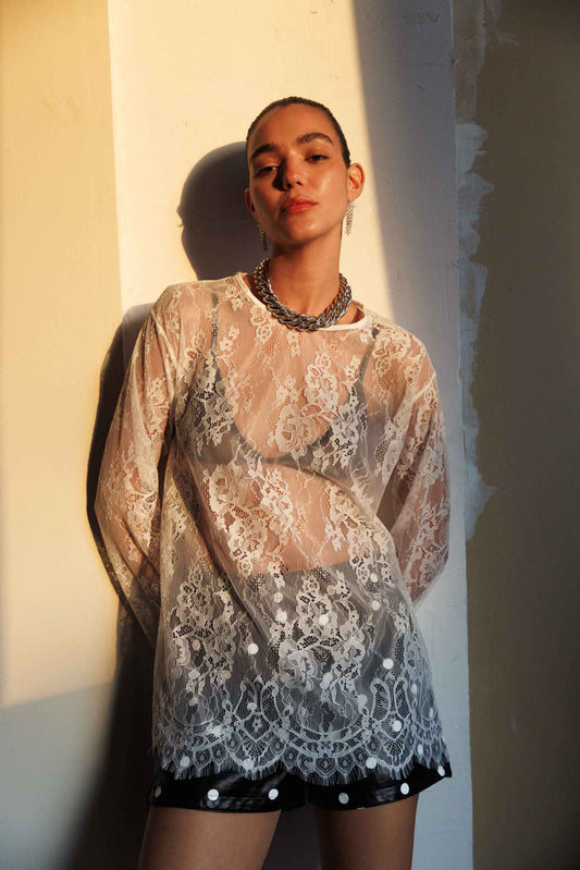 חולצת תחרה אייבי - לבן