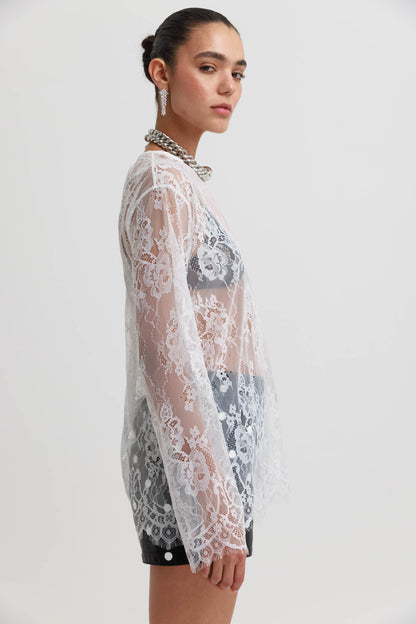 הזמנה מראש - חולצת תחרה אייבי - לבן