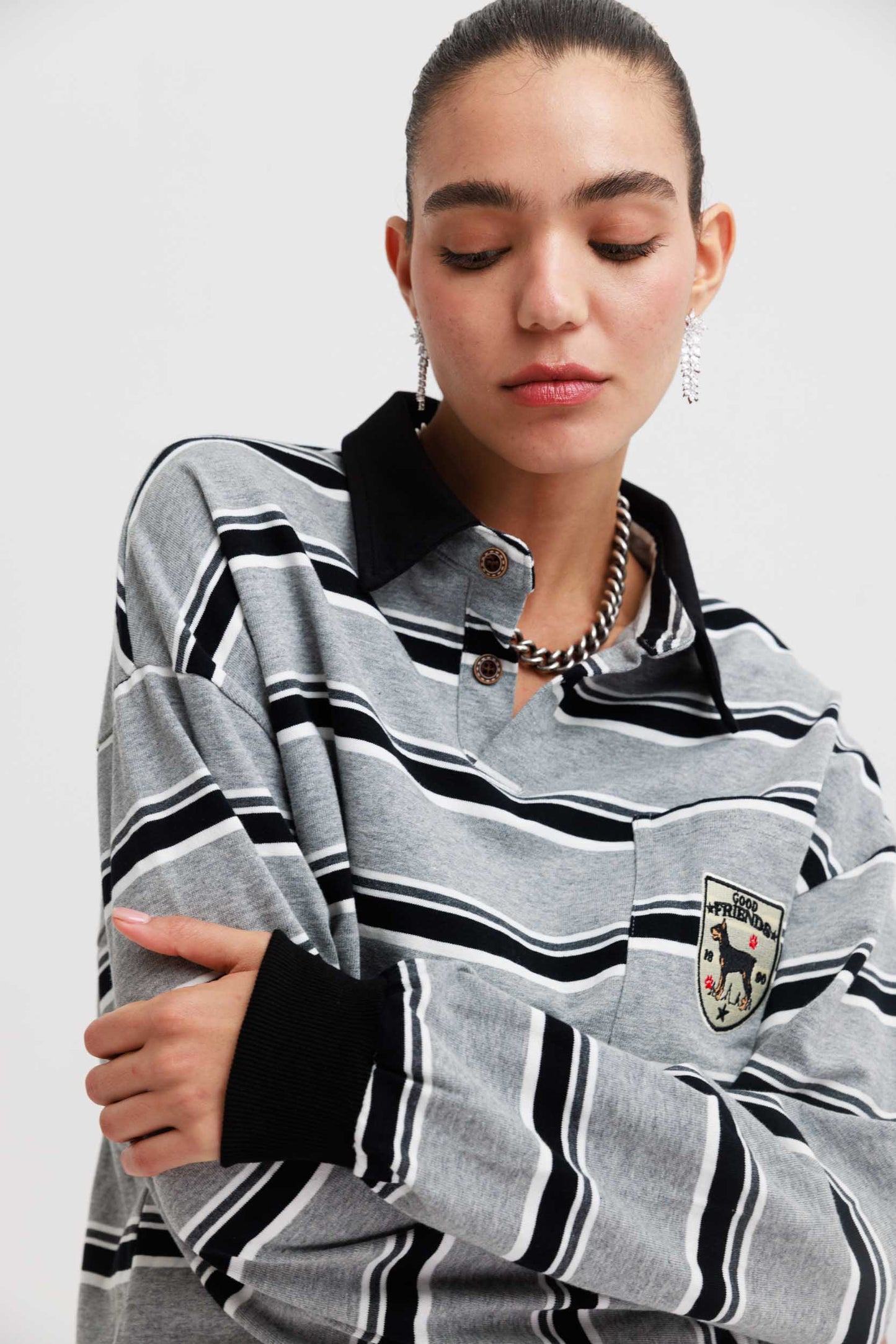 חולצת פסים לילי- אפור