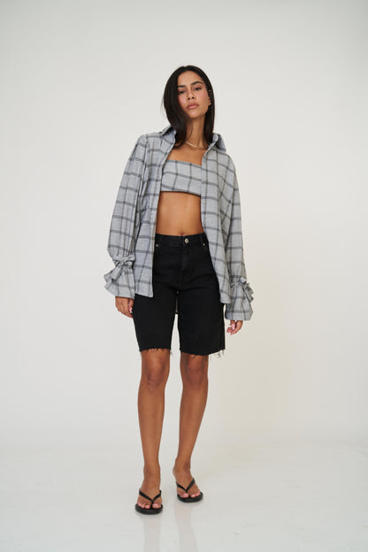 מכופתרת אניטה - בז