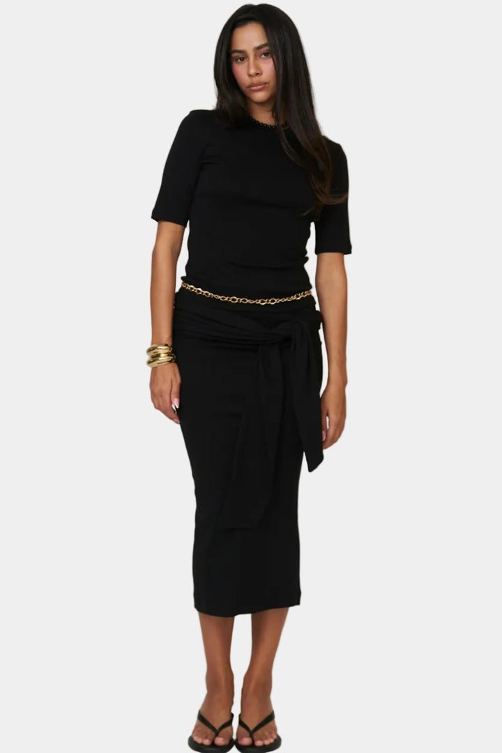 חליפת קטי - שחור