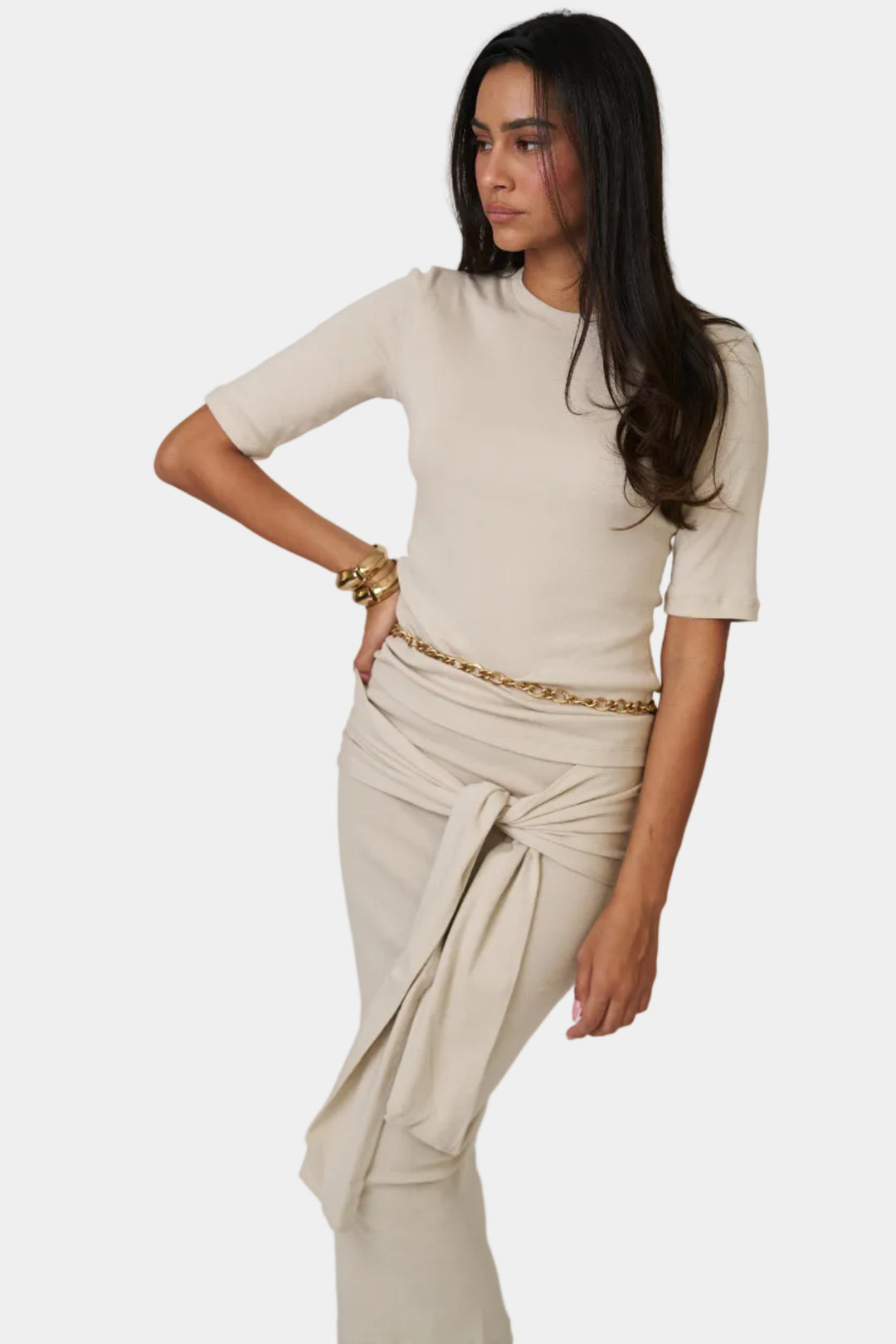 חליפת קטי - בז