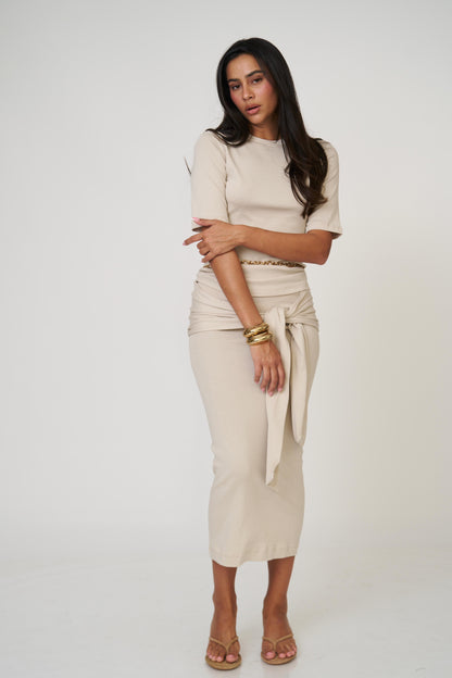 חליפת קטי - לבן