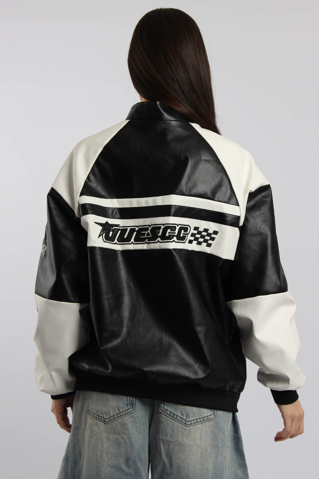 ג׳קט שש שמונה