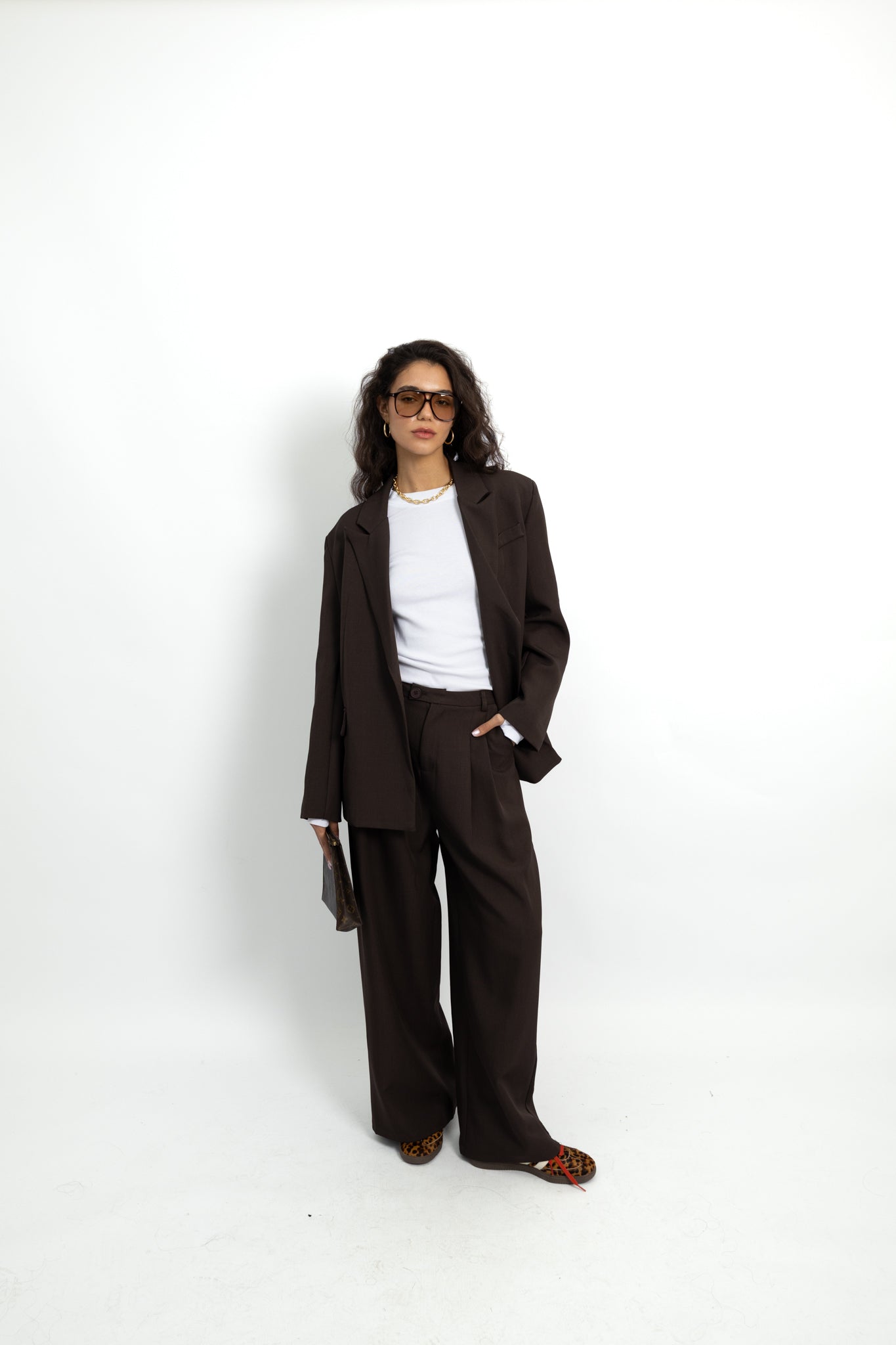 חליפת אוברסייז אוליביה- חום