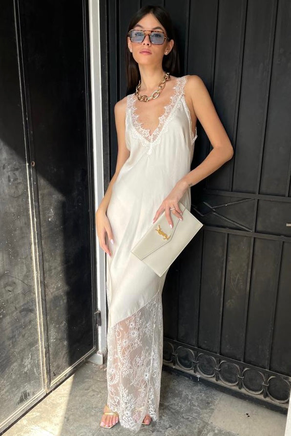 שמלת לנזי בהירה