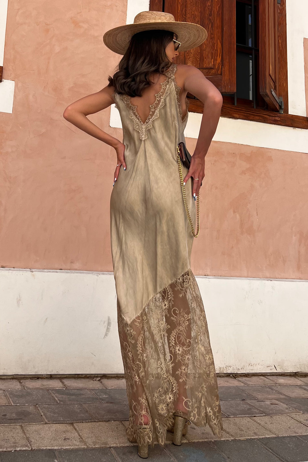 שמלת לנזי בהירה