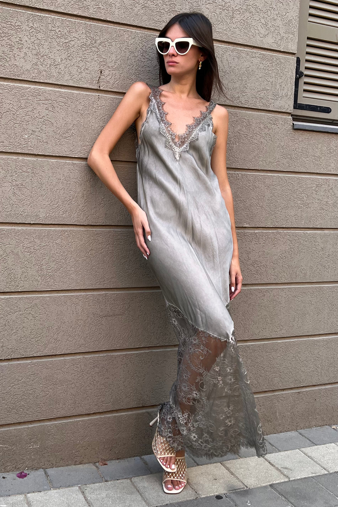 שמלת לנזי בהירה